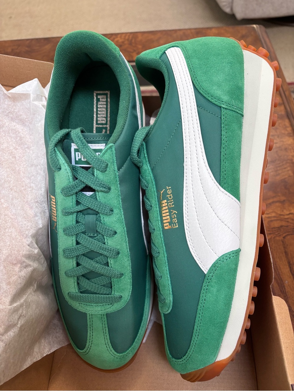 Puma Men’s Green Suede & Textile Low-Top Sneakers - Picture 2 of 9